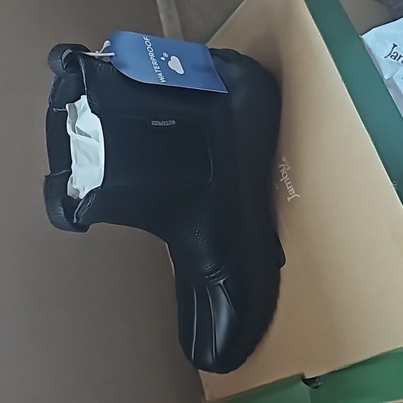 Rain boots - Picture 3 of 5